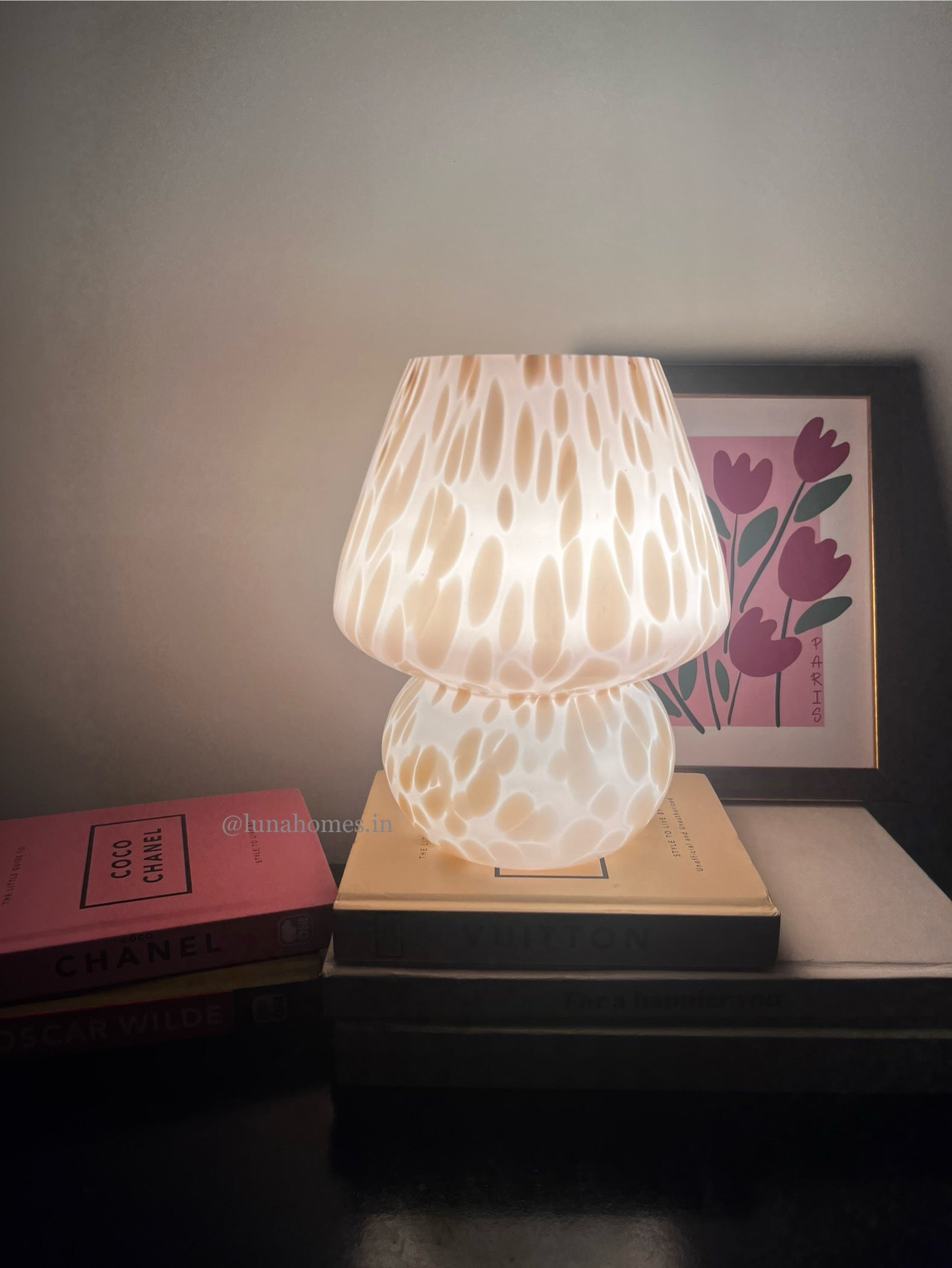 Glass Mushroom Lamp with Bulb- White